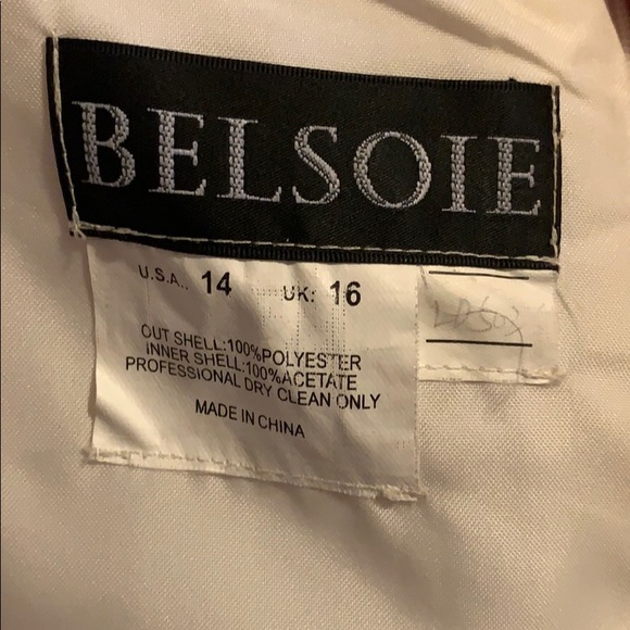 Full length white off shoulder gown - Picture 4 of 4